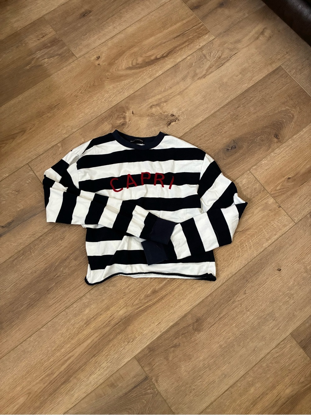 Brandy Melville CAPRI Navy blue & White Striped long sleeve